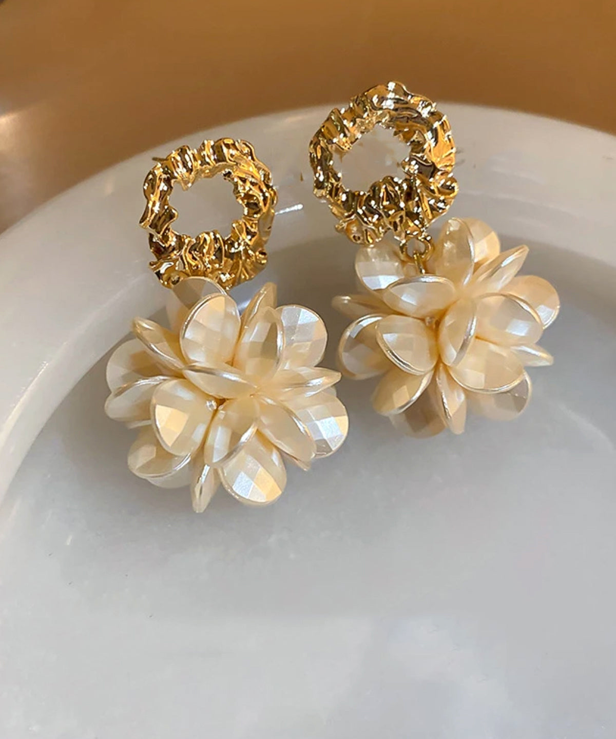 Gold Chic Drop Alloy Copper Resin Floral Earrings FashionChic