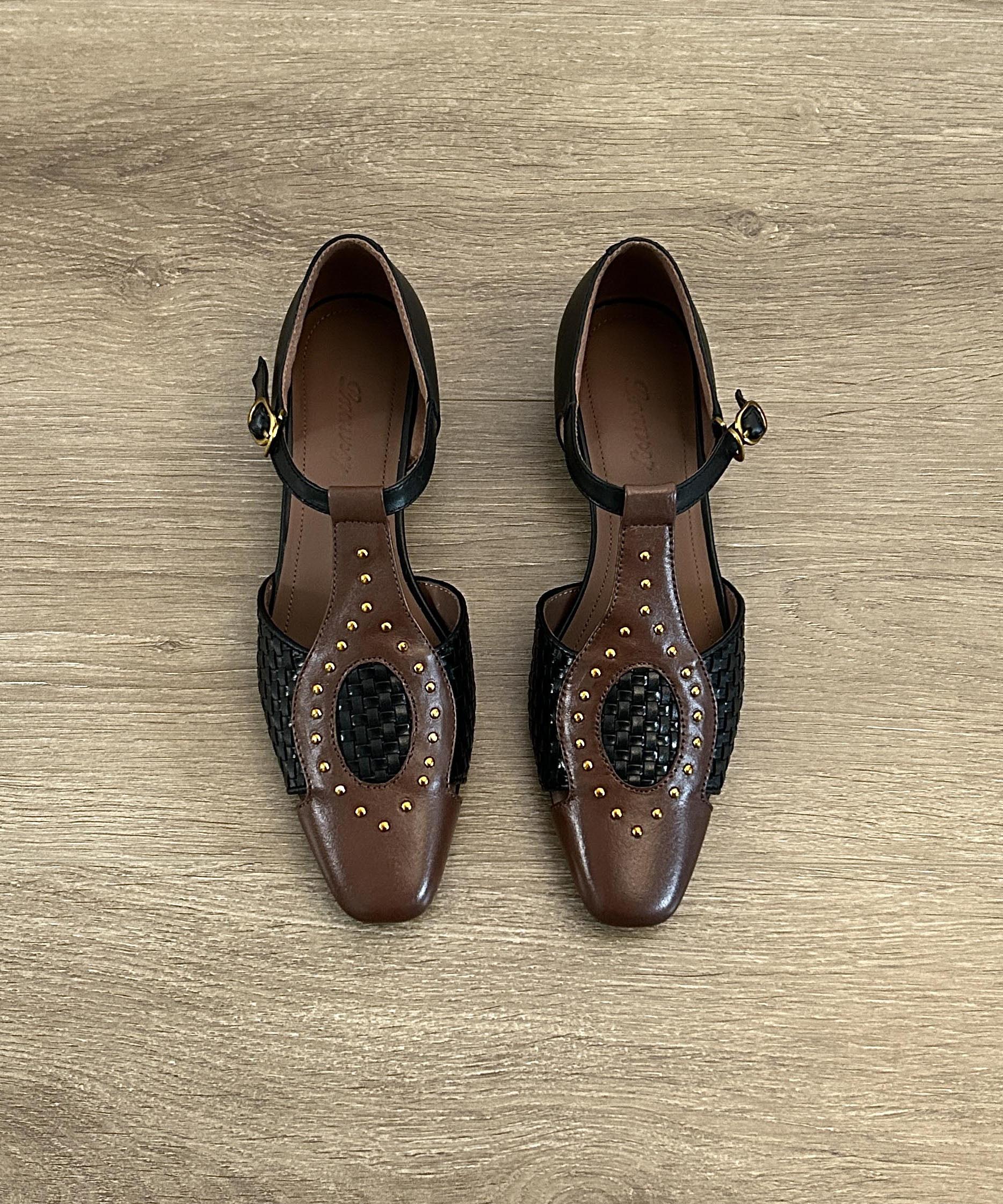 Head Out Square Sandals Hollow Woven Apricot French Rivet FashionChic