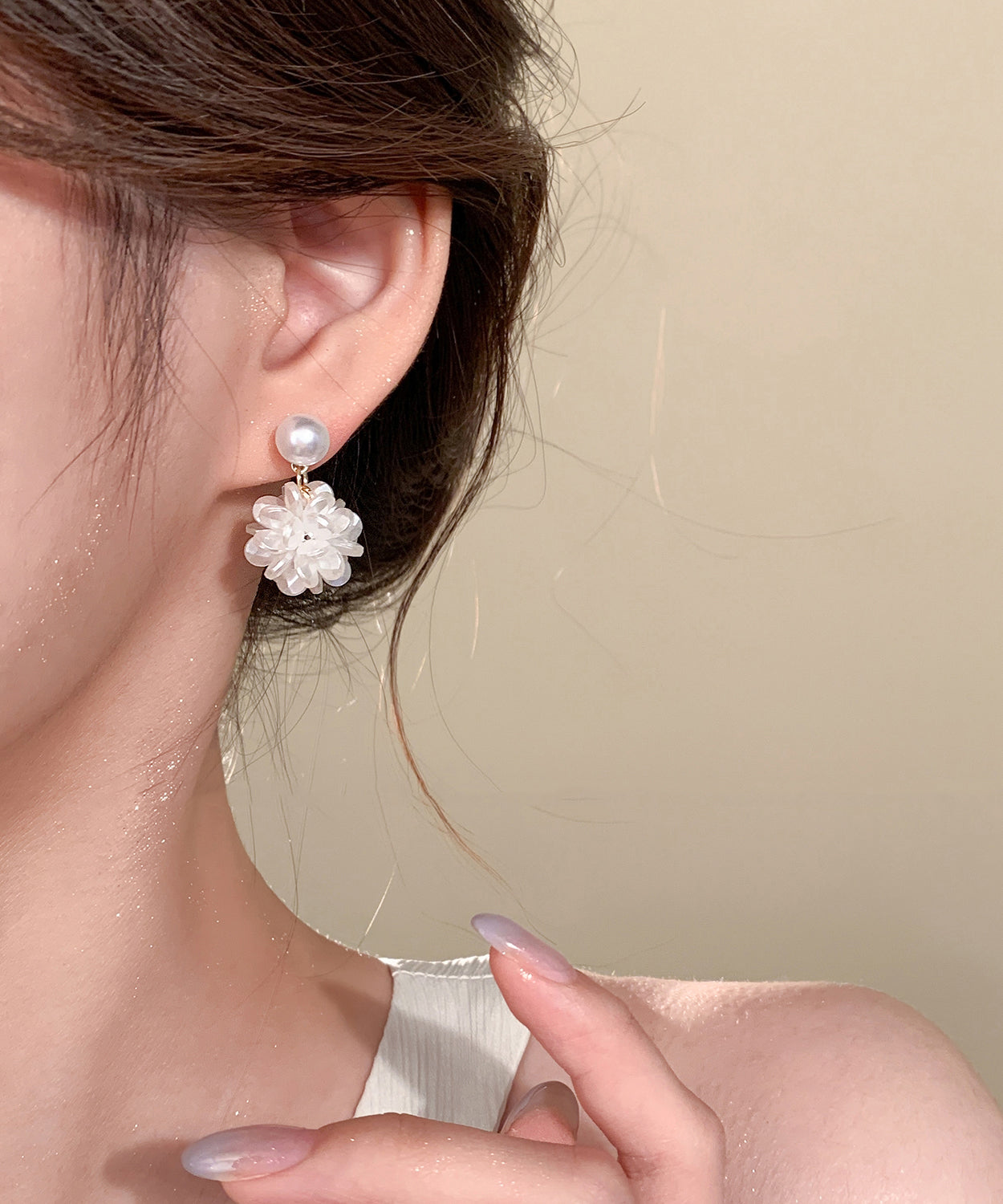 Pearl French Earrings Sterling White Resin Silver Hydrangea Stud FashionChic