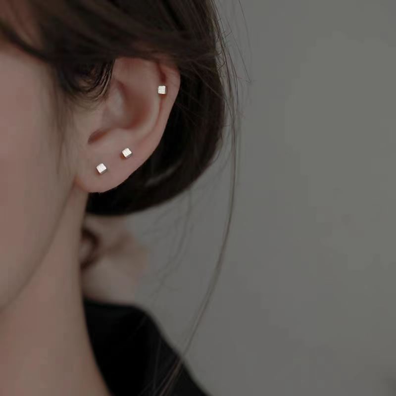 Designs) Silver Sterling Earring (Various Stud FashionChic