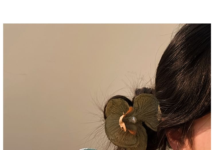 Clip Floral Hair FashionChic