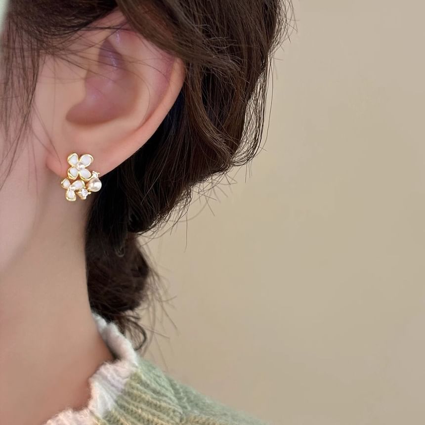 Earring Faux Floral / Ear Cuff Alloy Pearl Stud FashionChic