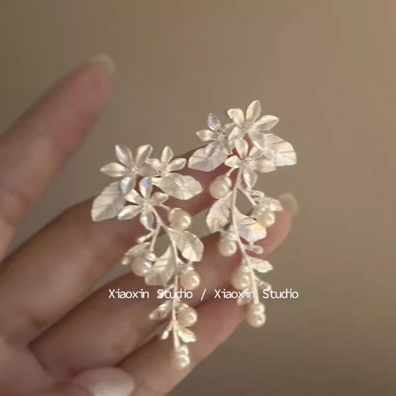 Dangle Pearl Alloy Earring Faux Floral FashionChic