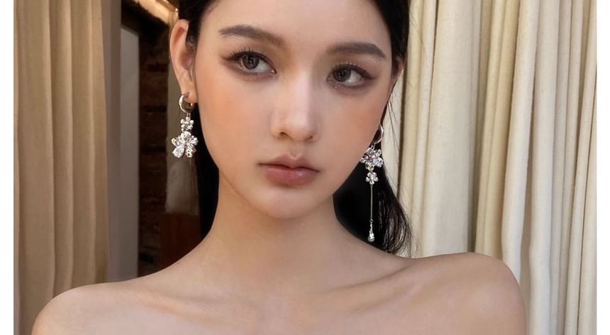 Asymmetrical Dangle Floral Earring Alloy FashionChic