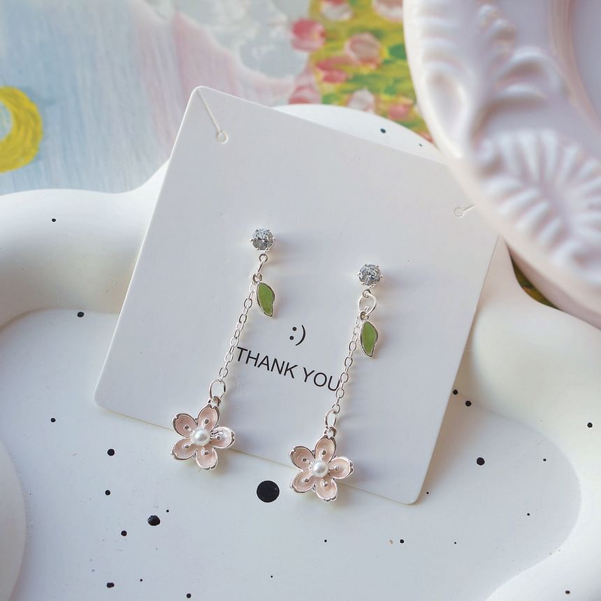 Earring Set On Dangle Floral / Clip FashionChic