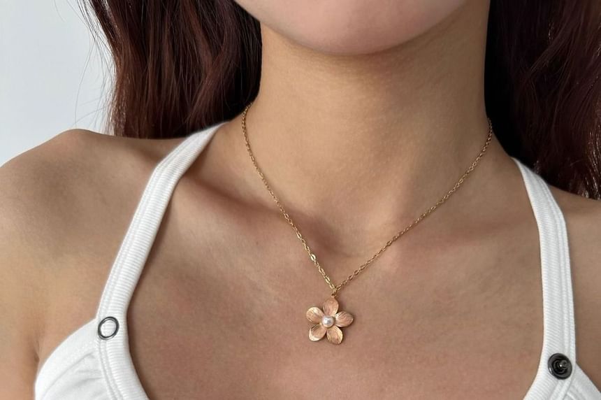 Necklace Floral FashionChic
