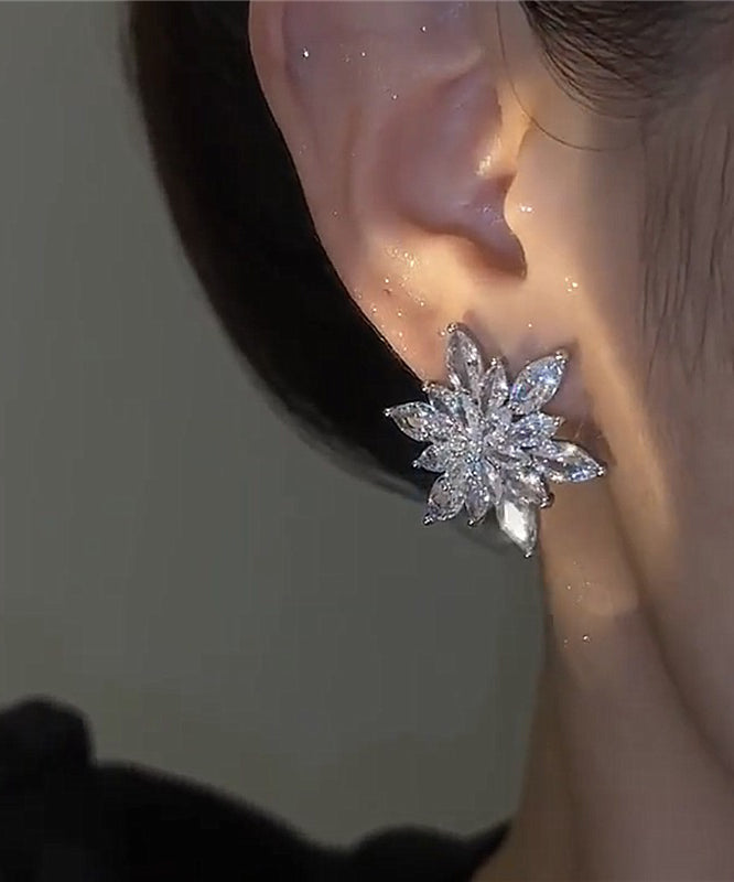 Simple White Sterling Silver Zircon Snowflake Stud Earrings TS002