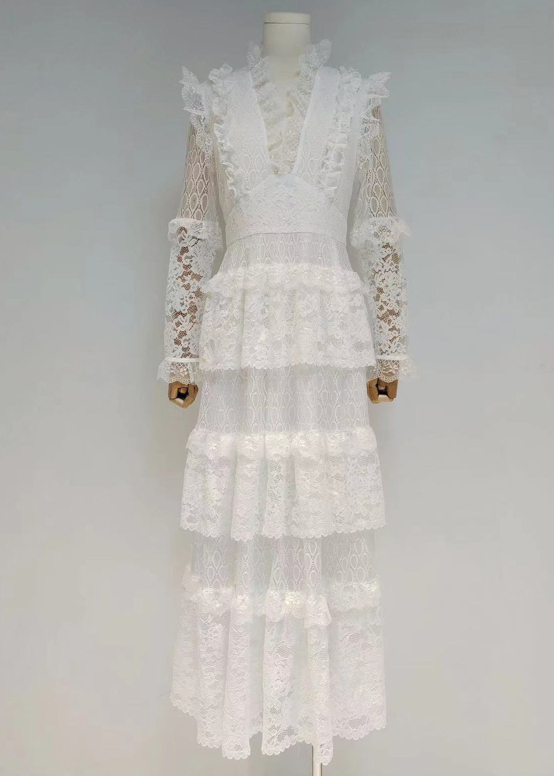 Slim Fit Black V Neck Hollow Out Lace Dress Long Sleeve AA1027 Ada Fashion