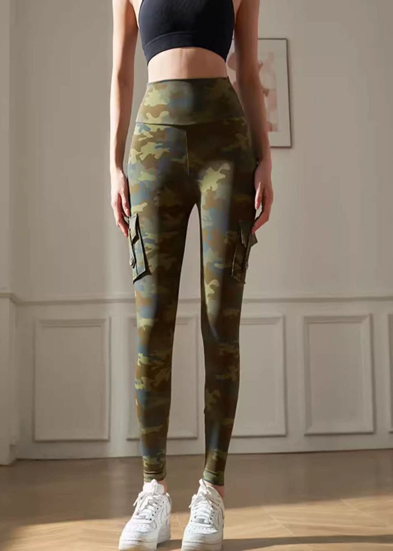 Capri Butt Yoga Green Print Unique Leggings Gym Scrunch FashionChic