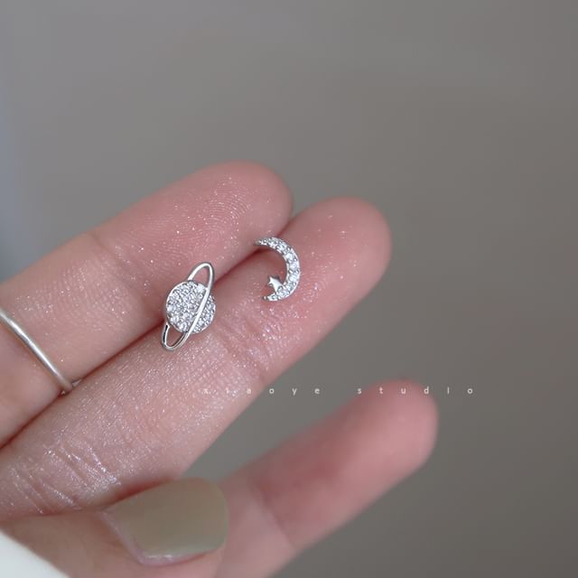 Earring Rhinestone Moon Silver Asymmetrical Stud Sterling FashionChic