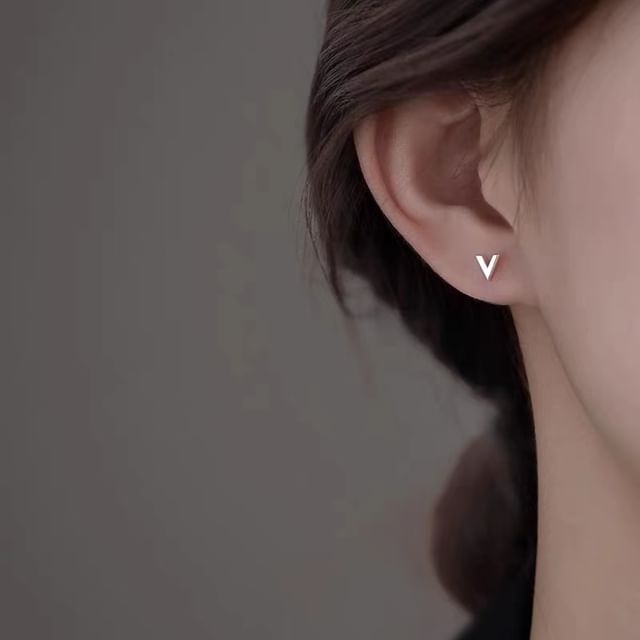 Designs) Silver Sterling Earring (Various Stud FashionChic