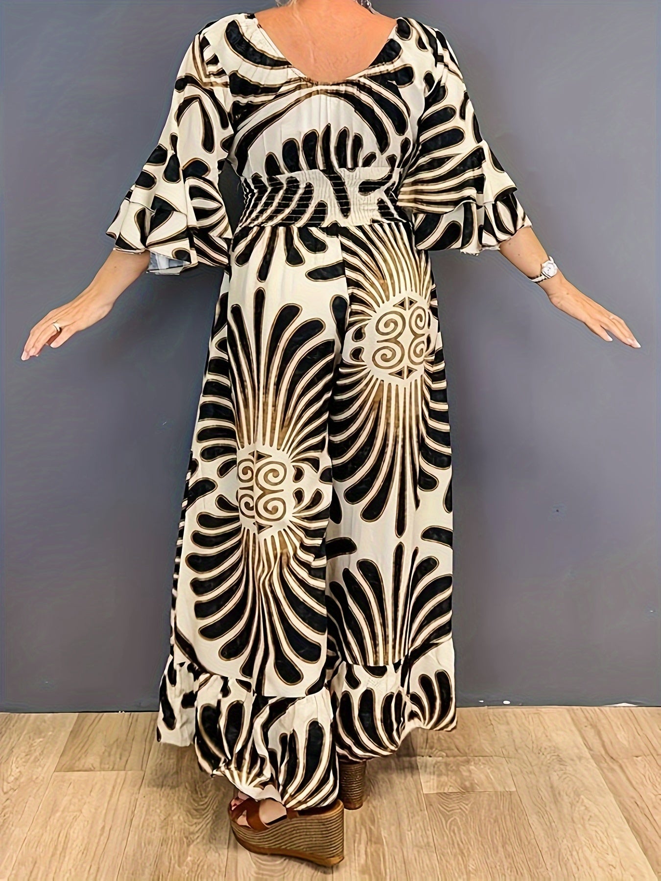Graphic Print V-neck Jumpsuit PR7412 Furdela