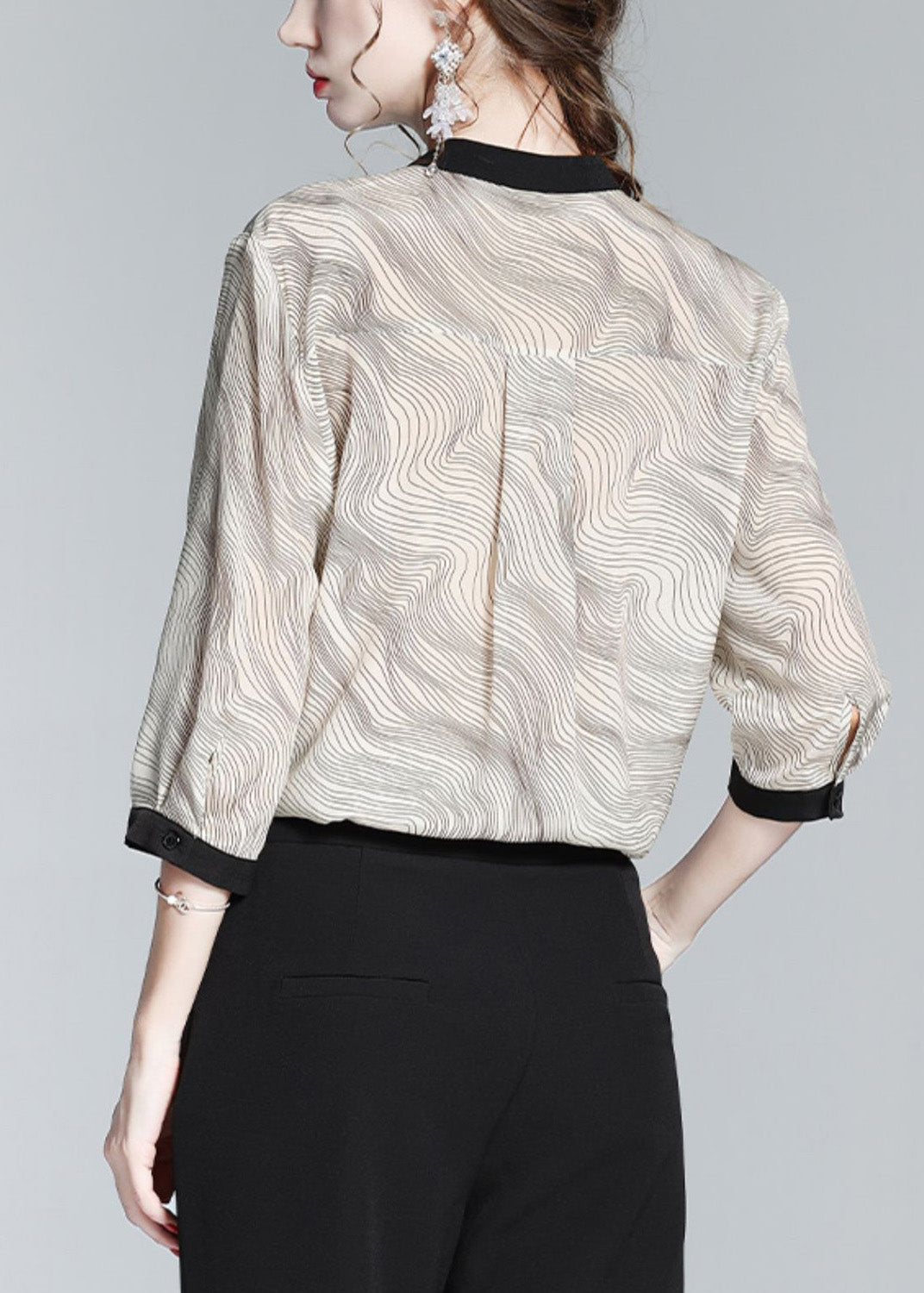 Fashion Apricot O-Neck Print Button Silk Shirt Long Sleeve LY1013
