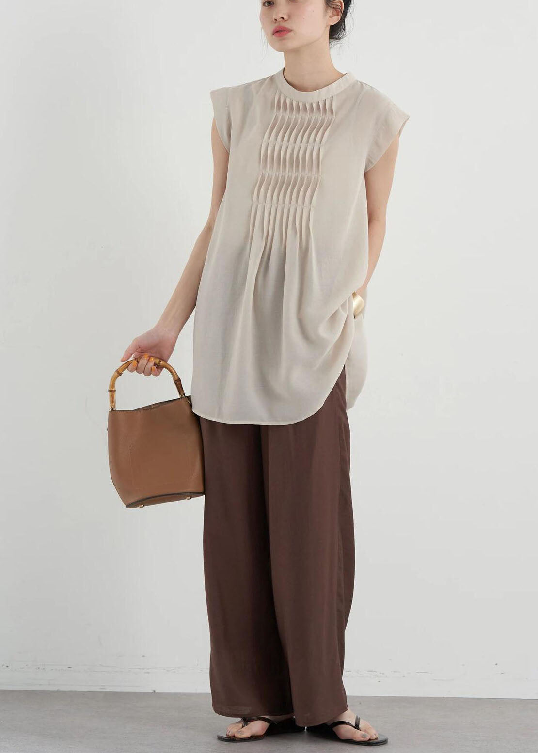 Women Apricot Slim Fit Pleated Cotton Long Shirt Sleeveless LY1324