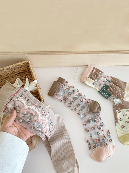 3 Pairs Women Artsy Floral Thin Socks FD037 BUYKUD