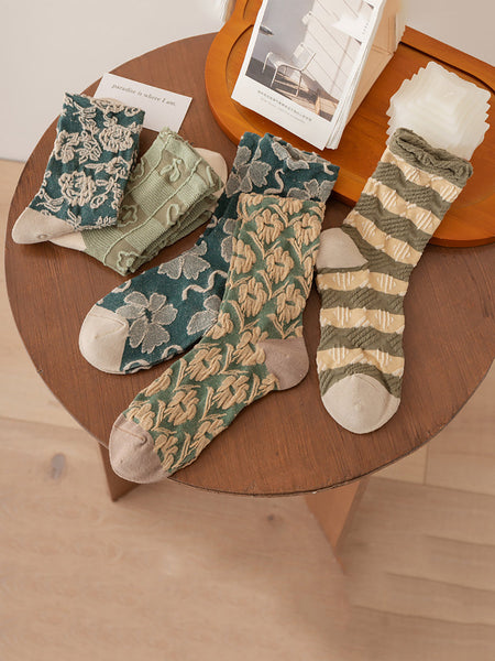 5 Pairs Women Artsy Flower Jacquard Cotton Socks AT1035 BUYKUD