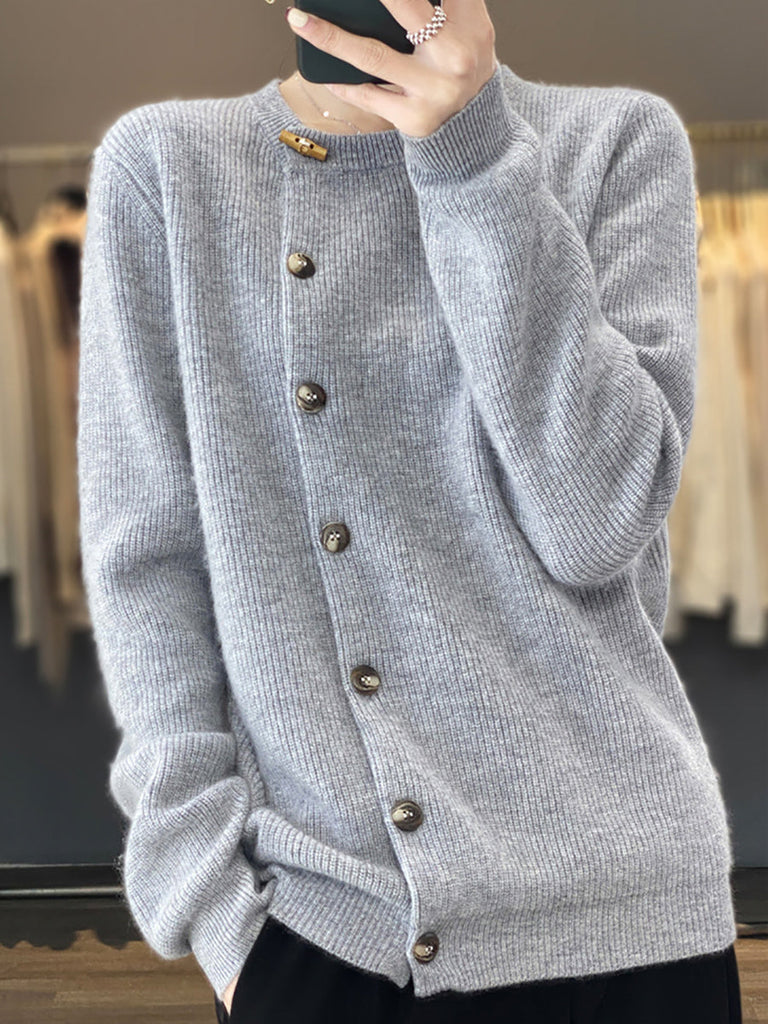 Women Autumn Solid Knit Wool Buttoned O-Neck Sweater WU024 BK