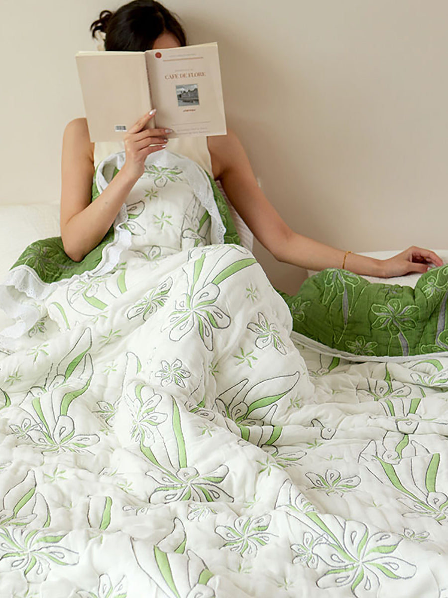 Summer Nap Flower Jacquard Lace Spliced Qulit IO1020 Ada Fashion