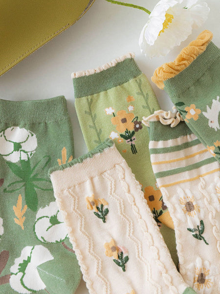 5 Pairs Women Artsy Flower Green Mid-Calf Socks IO1011 Ada Fashion