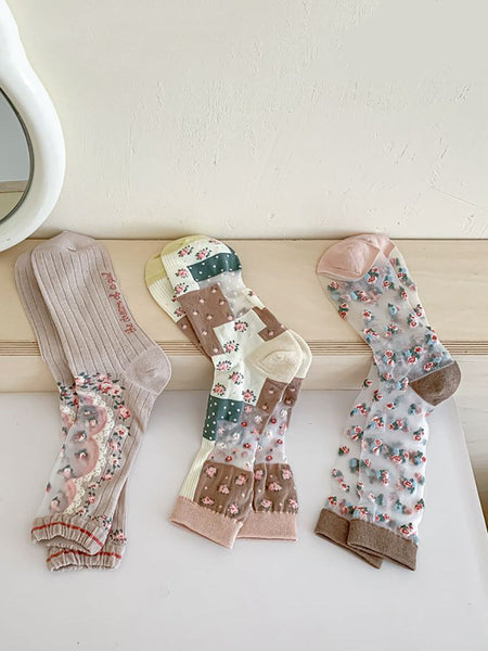 3 Pairs Women Artsy Floral Thin Socks FD037 BUYKUD