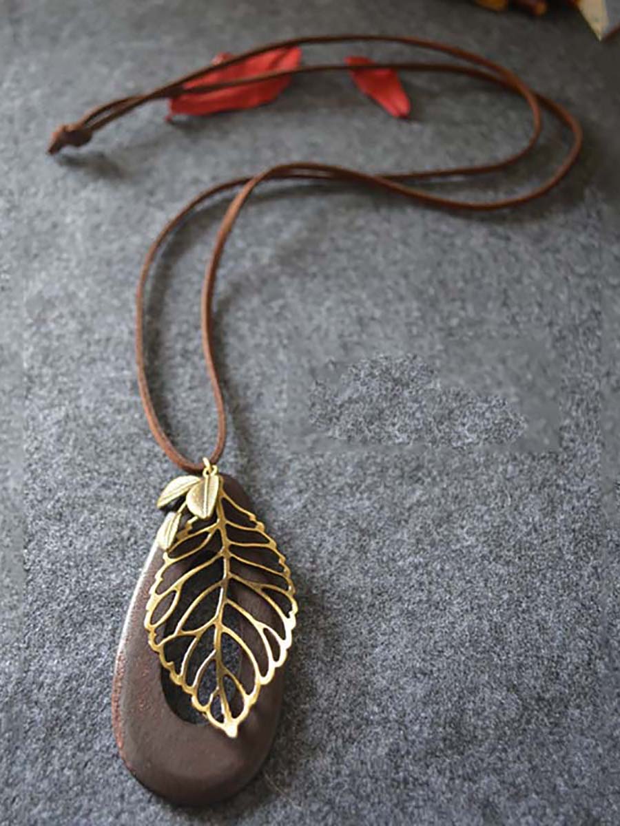 Artsy Hollow Out Metal Leaf Oval Wool Necklace AT1058 PGY