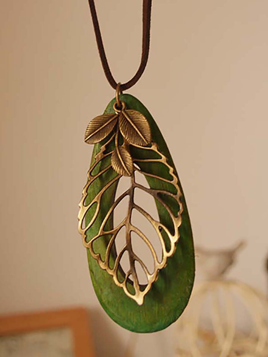 Artsy Hollow Out Metal Leaf Oval Wool Necklace AT1058 PGY