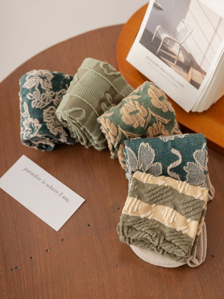 5 Pairs Women Artsy Flower Jacquard Cotton Socks AT1035 BUYKUD