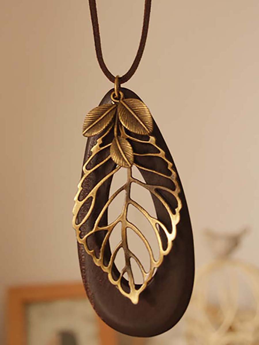 Artsy Hollow Out Metal Leaf Oval Wool Necklace AT1058 PGY