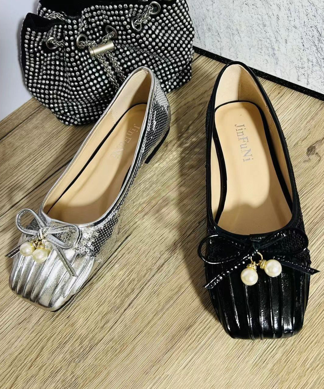 2024 Pearl Bow Wrinkled Square Head Flats Shoes CZ1039 Ada Fashion