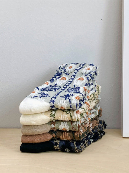 5 Pairs Women Artsy Flower Jacquard Cotton Socks AI1084 BUYKUD