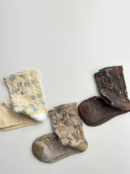 Autumn Socks Women 5 Artsy Flower Cotton Pairs Embossing FashionChic