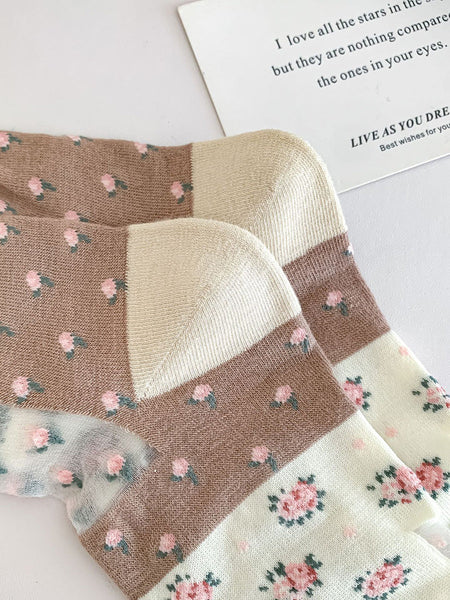 3 Pairs Women Artsy Floral Thin Socks FD037 BUYKUD