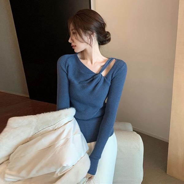 Stylish Blue V Neck Slanted Collar Long Sleeve Knit Top TW016 ABC