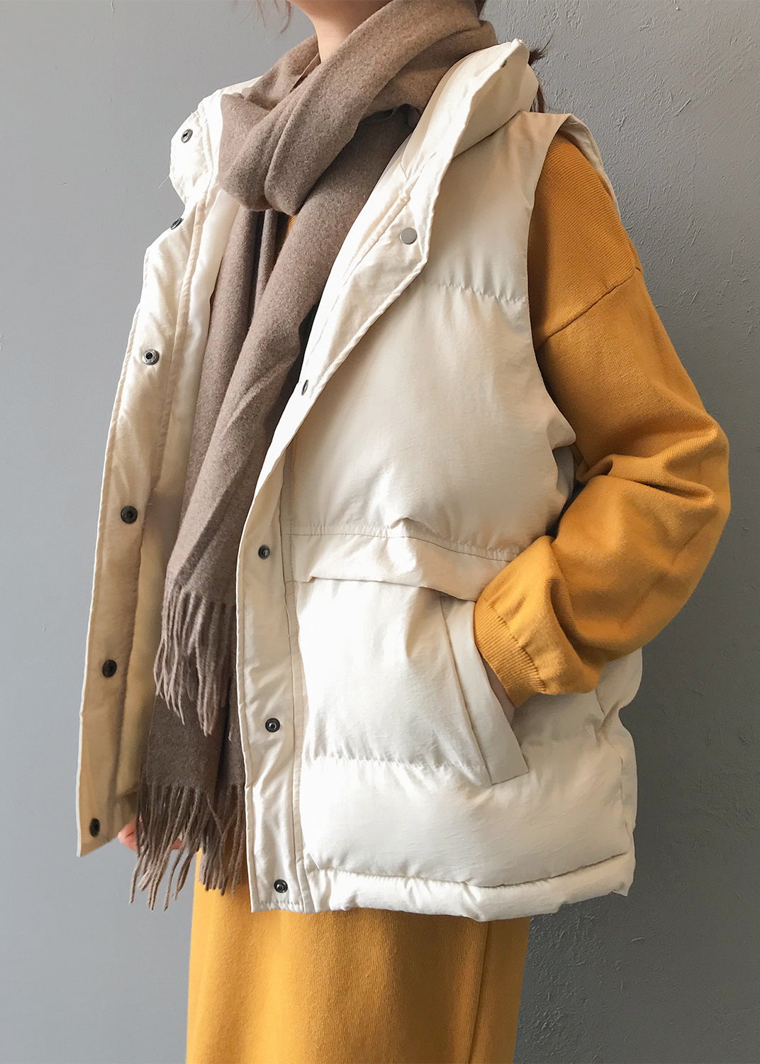 Casual Loose Beige Button Pockets Fine Cotton Filled Vest Sleeveless WD020 HS-VTP241103