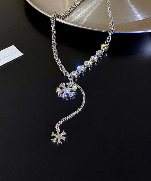 Pendant Alloy Necklace Beautiful Snowflake Silk Zircon FashionChic