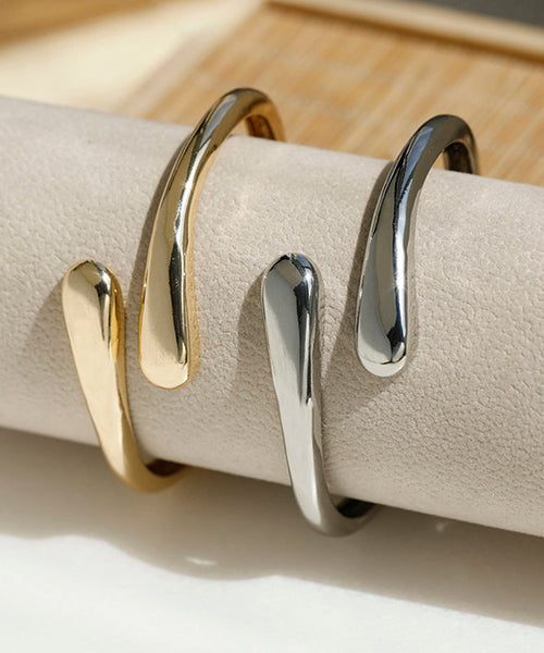 Boutique Silk Metal Asymmetrical Smooth Surface Cuff QU007 JEW-BAN241007