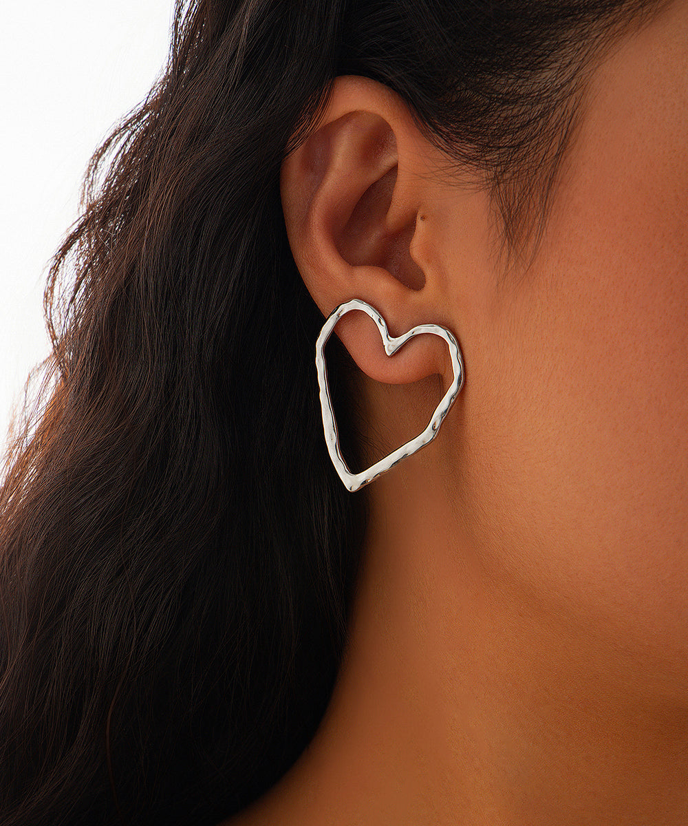 Casual Gold Metal Hollow Out Peach Heart Hoop Earrings QU020 JEW-EAR241007