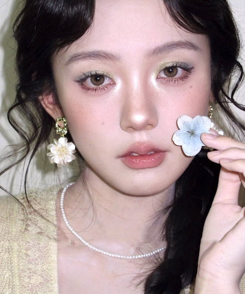 Gold Chic Drop Alloy Copper Resin Floral Earrings FashionChic