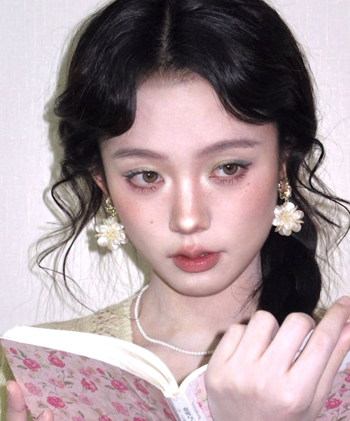 Gold Chic Drop Alloy Copper Resin Floral Earrings FashionChic