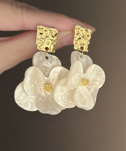 Chic White Acrylic Floral Drop Earrings EY017 ABC