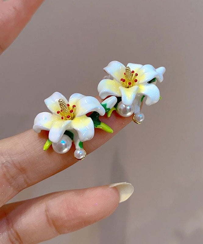 Cute White Alloy Floral Glazed Enamel Stud Earrings WH015 JEW-SDL241116