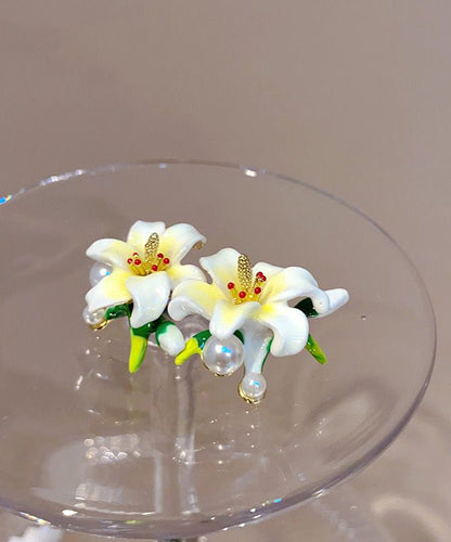 Cute White Alloy Floral Glazed Enamel Stud Earrings WH015 JEW-SDL241116