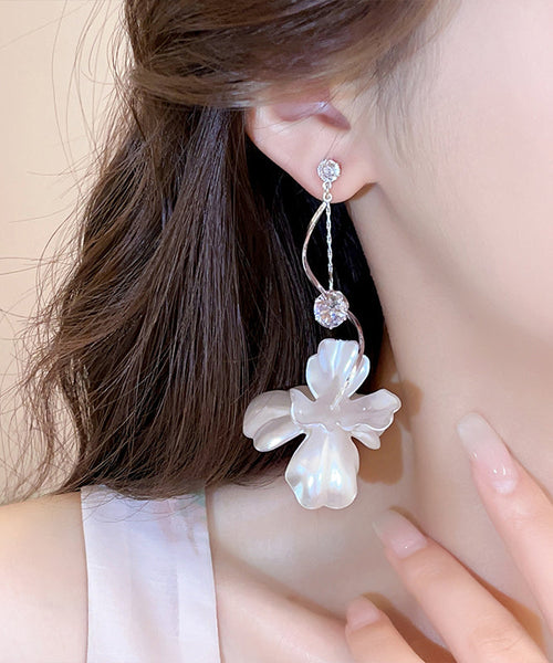 White Alloy Floral Resin Drop Earrings Copper Elegant FashionChic