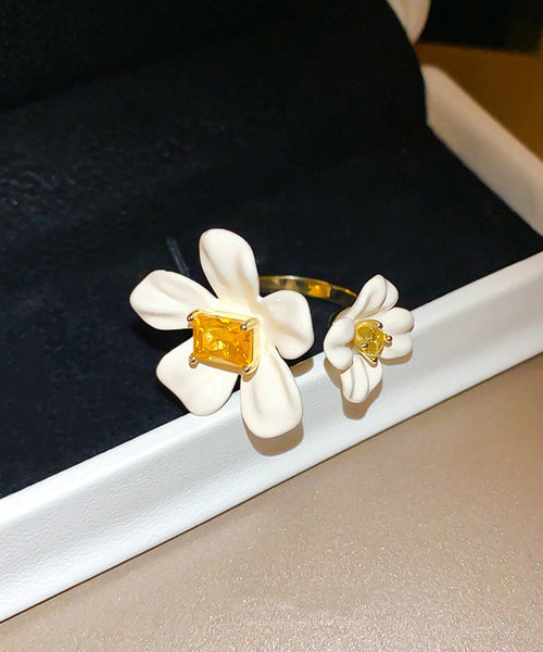 Open Floral Rings Elegant White Zircon Copper Acrylic Overgild FashionChic