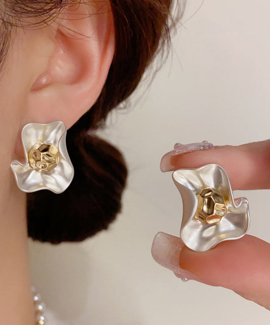 Elegant White Copper Overgild Floral Stud Earrings YD027 ABC