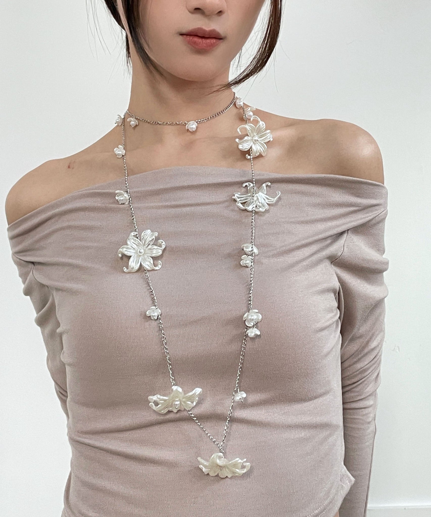 Body White Pearl Floral Alloy Chain French FashionChic