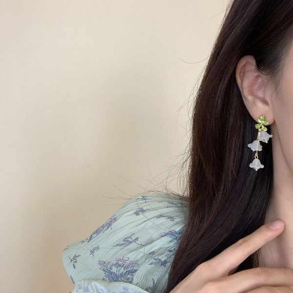 Clip-On / Drop Flower Earring FashionChic