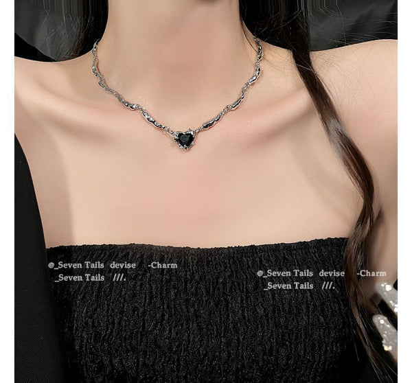 Pendant Alloy Heart Choker FashionChic