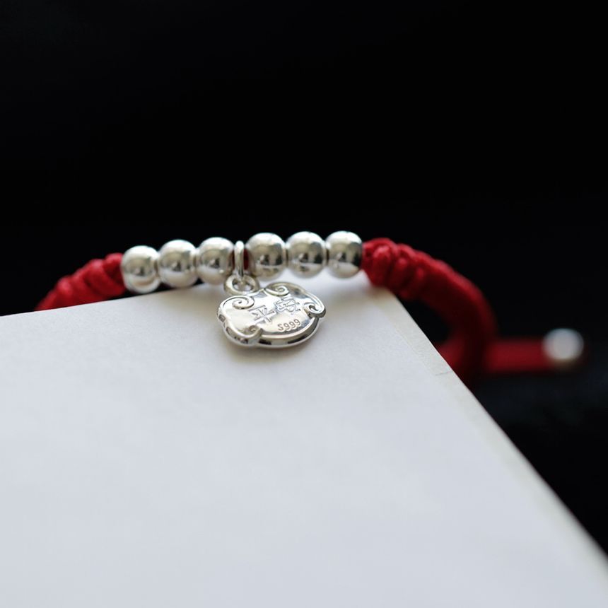 Lucky Lock Bracelet FashionChic