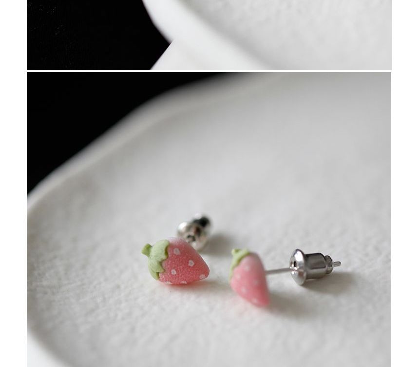 Stud Strawberry Ear FashionChic